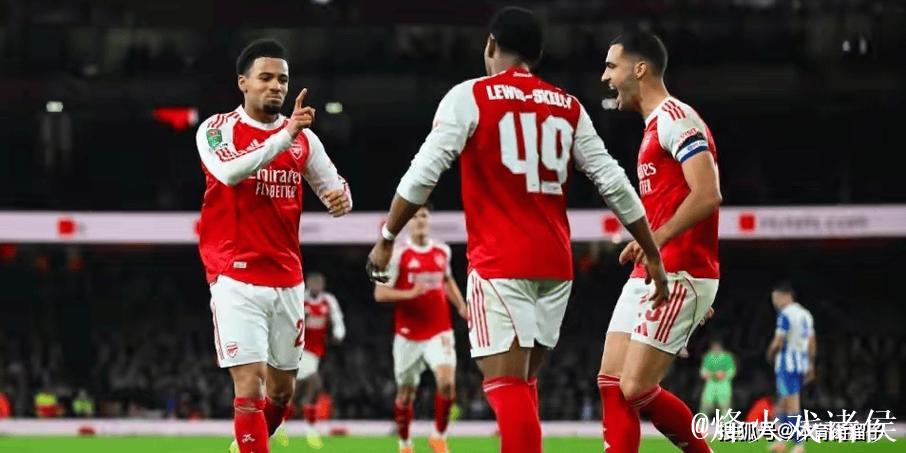 1-4冷门!5-3逆袭!疯狂之夜,利物浦失利,巴黎 1-4冷门!5-3逆袭!疯狂之夜,利物浦失利,巴黎